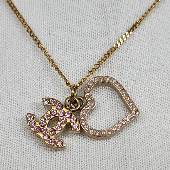 Authentic CHANEL CC Logo Rhinestone Heart Gold Tone Pendant - Picture 4 of 10